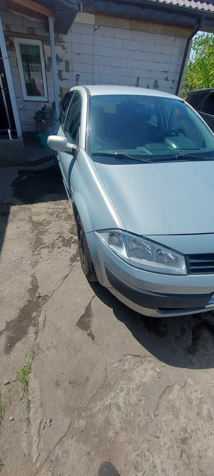 Renault Megane II Hatchback ( Рено Меган II Хэтчбек ) 2004р