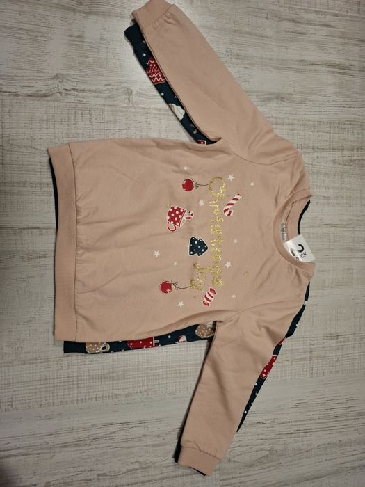Dwie nowe bluzy 98 świąteczne bluzki longleeve sweatshirt Mikołaj