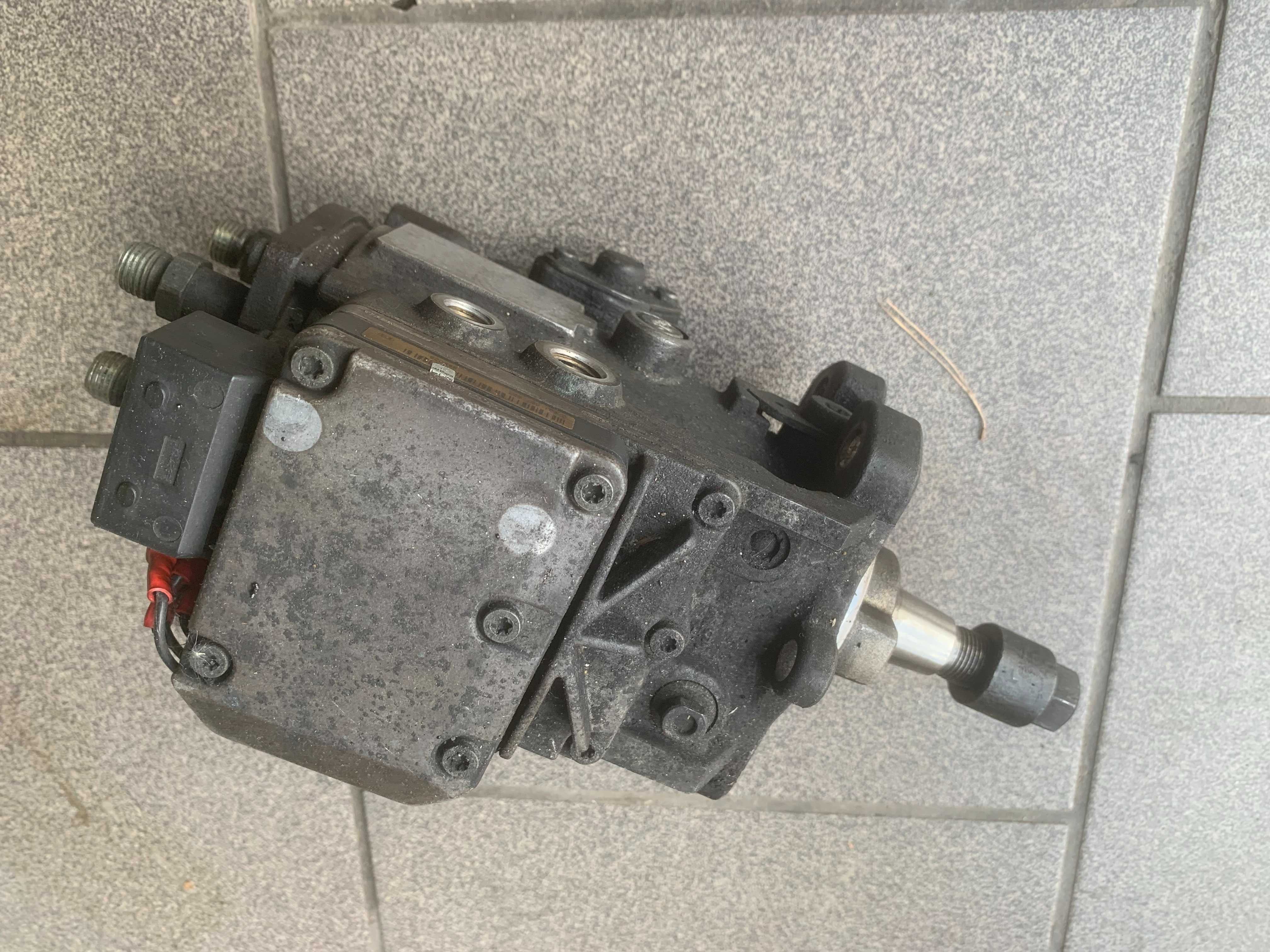 Bmw 320 e46 2.0 136ps m47D20 pompa wtryskowa 005