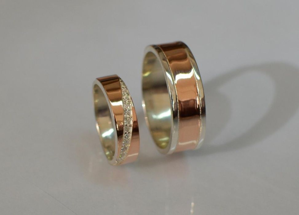 Серебряные Обручальные кольца с Золотыми вставками
