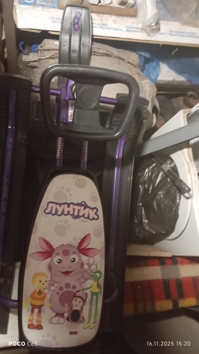 Санки з рулем снігокат