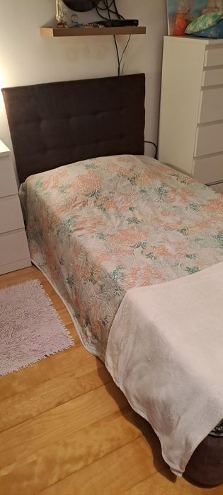 Cama solteiro  madeira