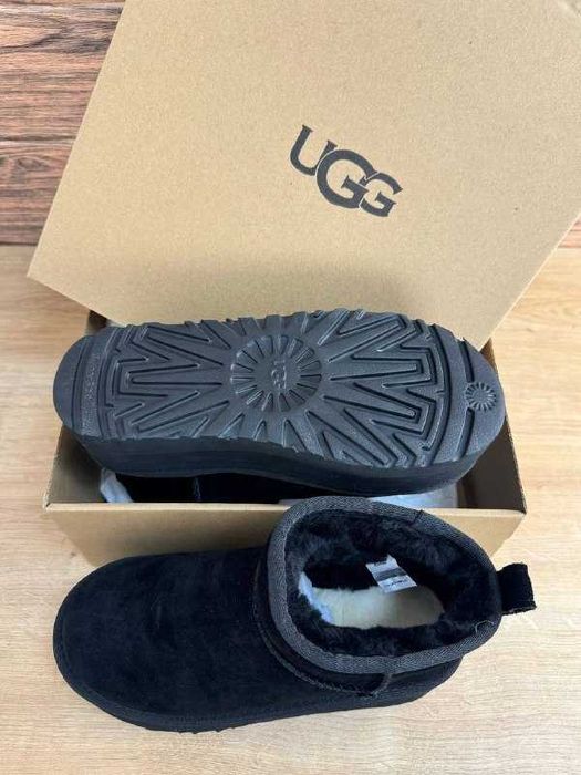 Купити Оригінальні Уггі UGG Classic Ultra Mini Platform Black 36-40