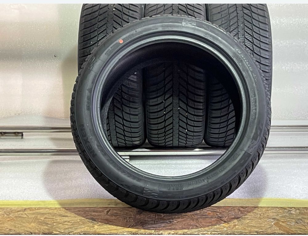 Автошини колеса резина 225/45 R17 Nexen Nblue 4S зимові 2020 рік
