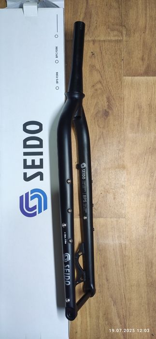 MTB ригідна вилка Seido