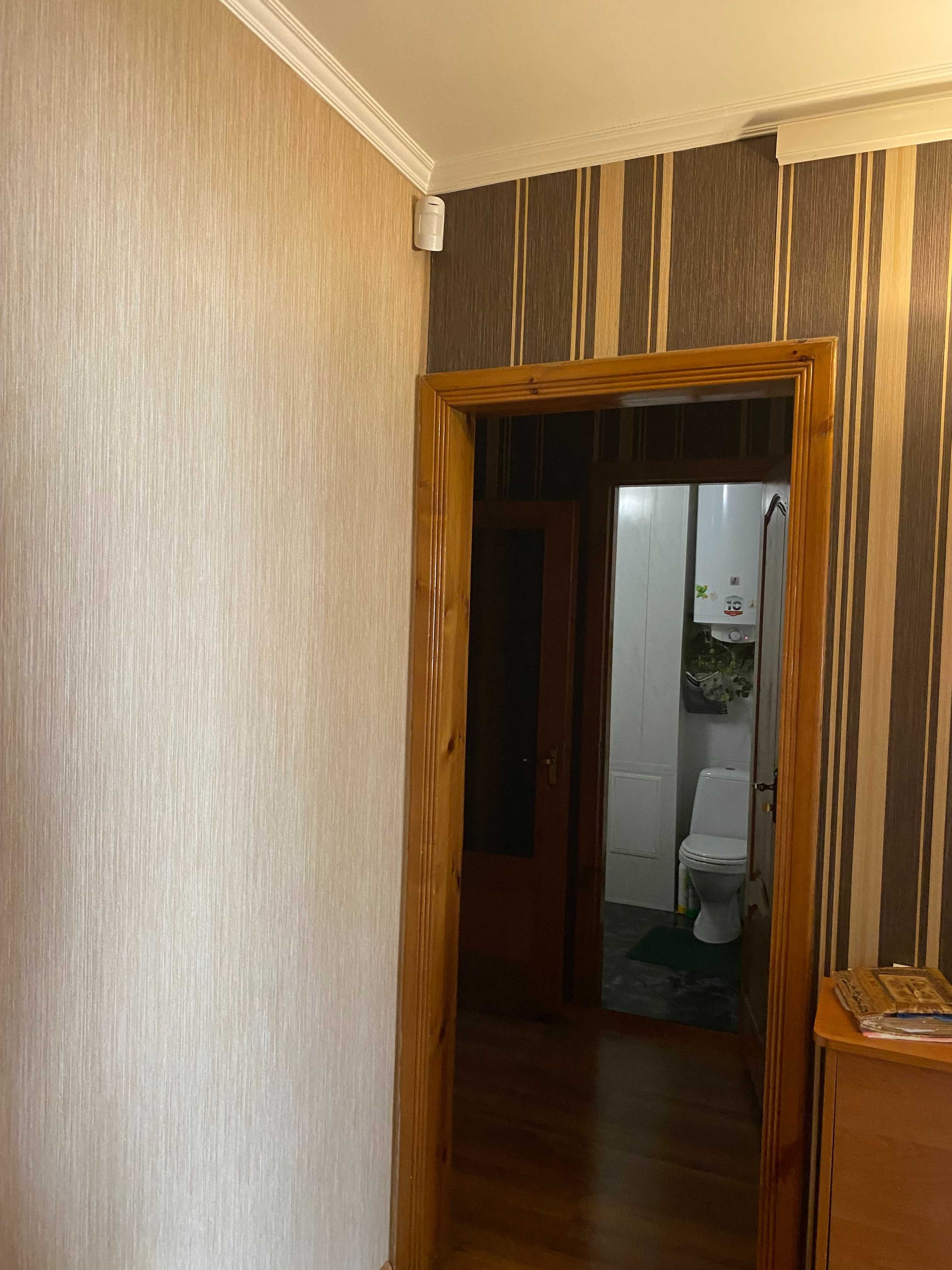 Продам 4-х кімнатну квартиру в центрі Павлограда