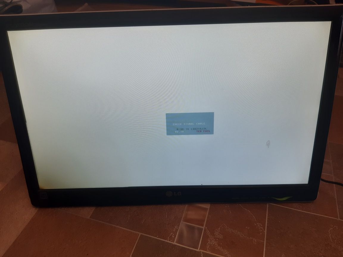 Lg flatron w2230-pf