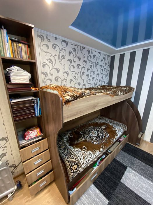 Двоярусне ліжко + пенал
