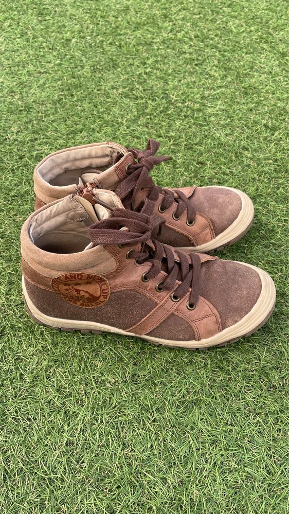 Botas de Criança tamanho 34