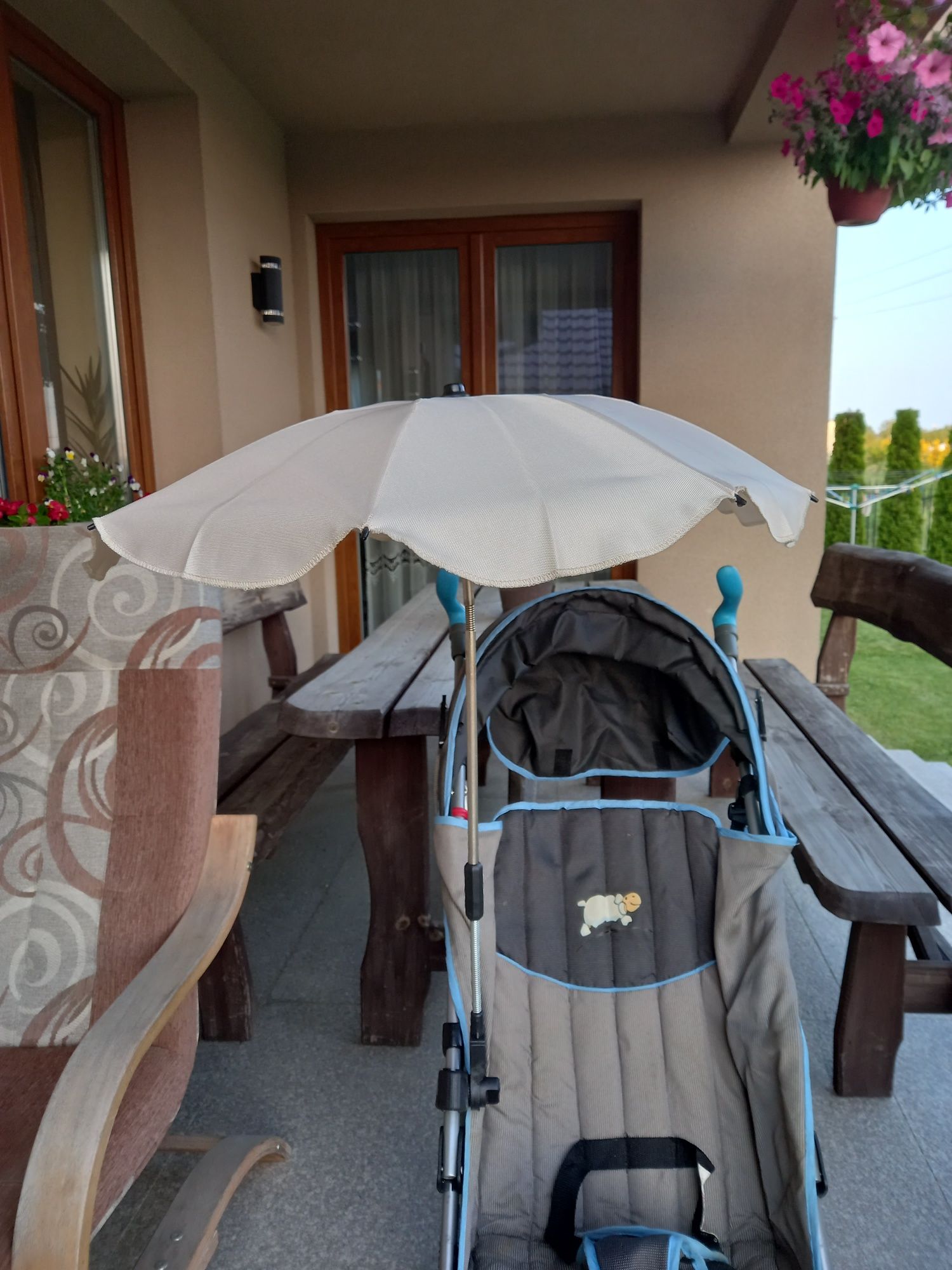 Parasolka do wózka dziecięcego