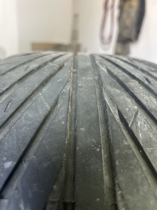 Продам резину triangle tr968 245/35r20