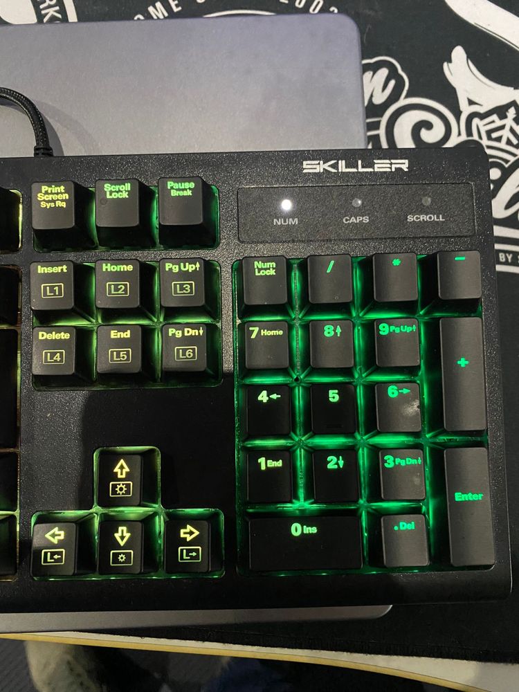 Teclado sharkoom Skiller SGK30