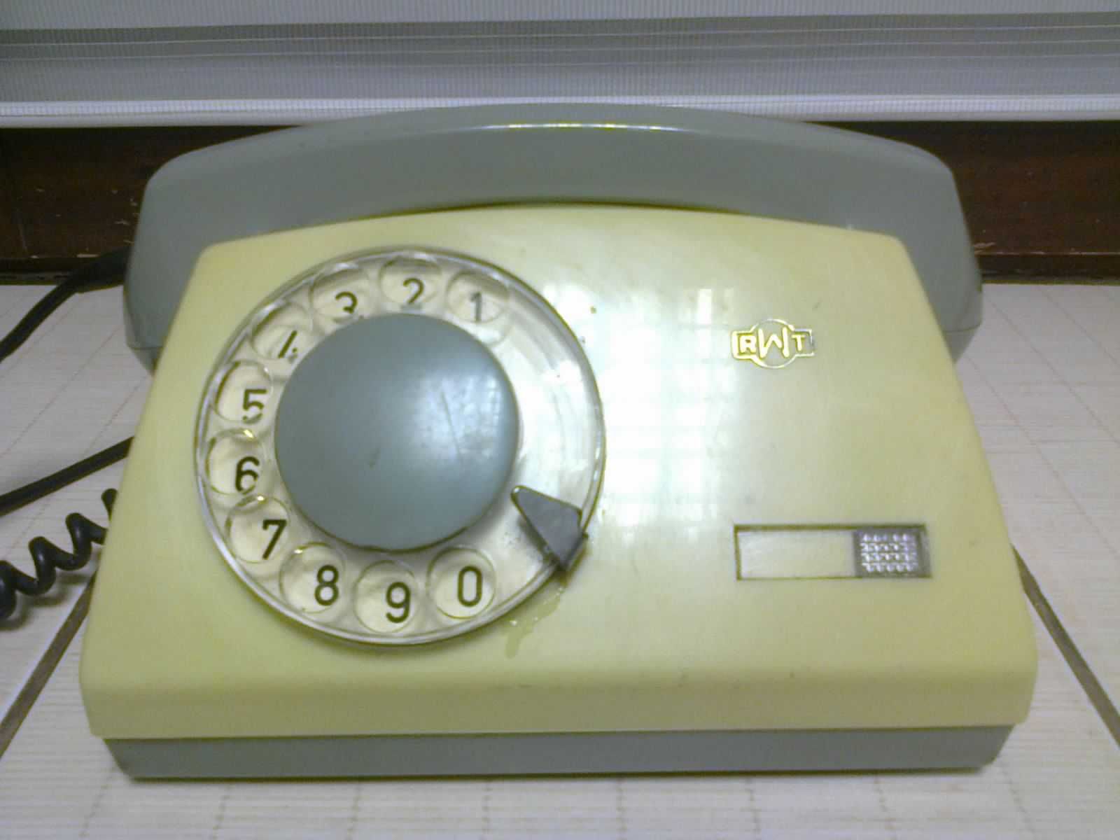 Telefony stacjonarne tarczowe Telkom Telcza 70