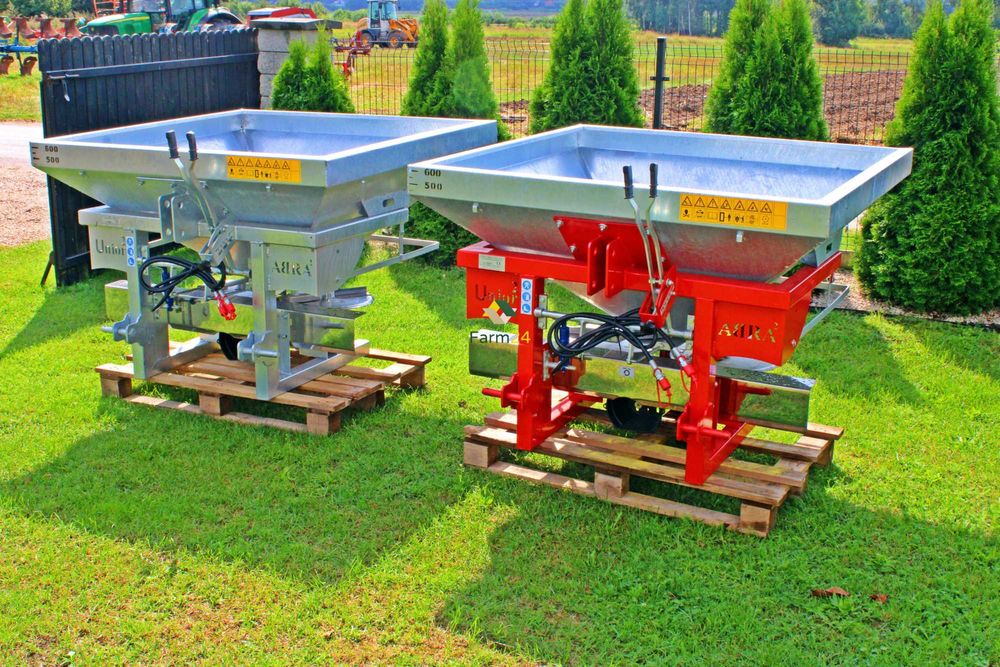 Rozsiewacz nawozów 600L 800L 1200L Siewnik do nawozu HYDRAULIKA *OCYNK