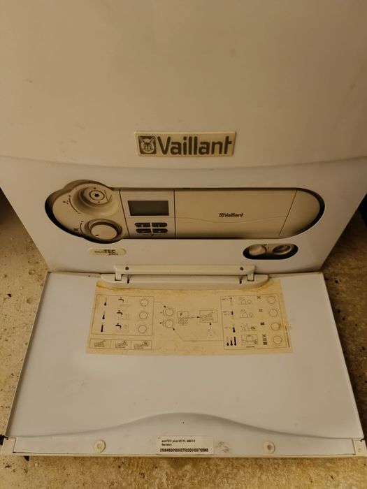 Piec gazowy Vaillant.