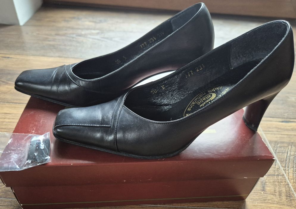 Czarne skórzane Celapo 37 idealne