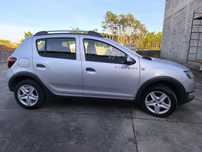 Carro excelente estado e económico