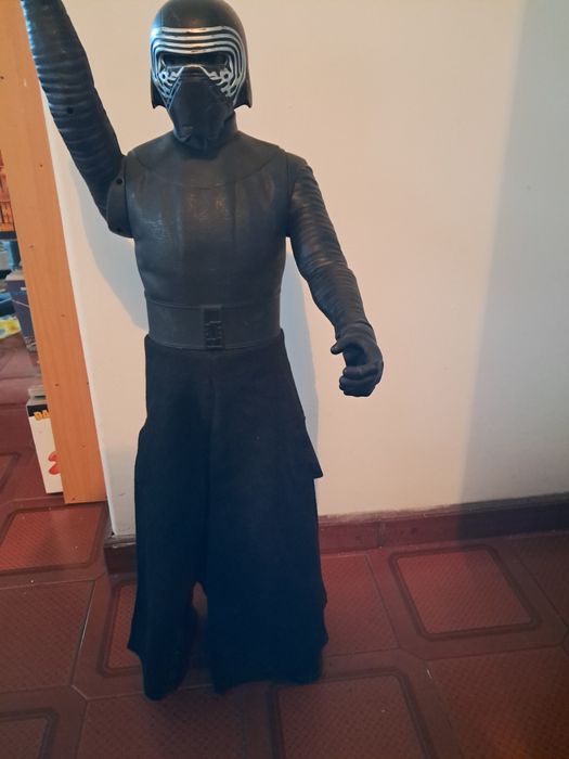 Figura da saga Star Wars com 75cm ,rara.
