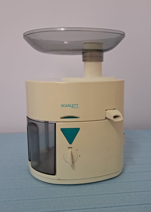 Соковыжималка Scarlett SC- 011 абсолютно исправная