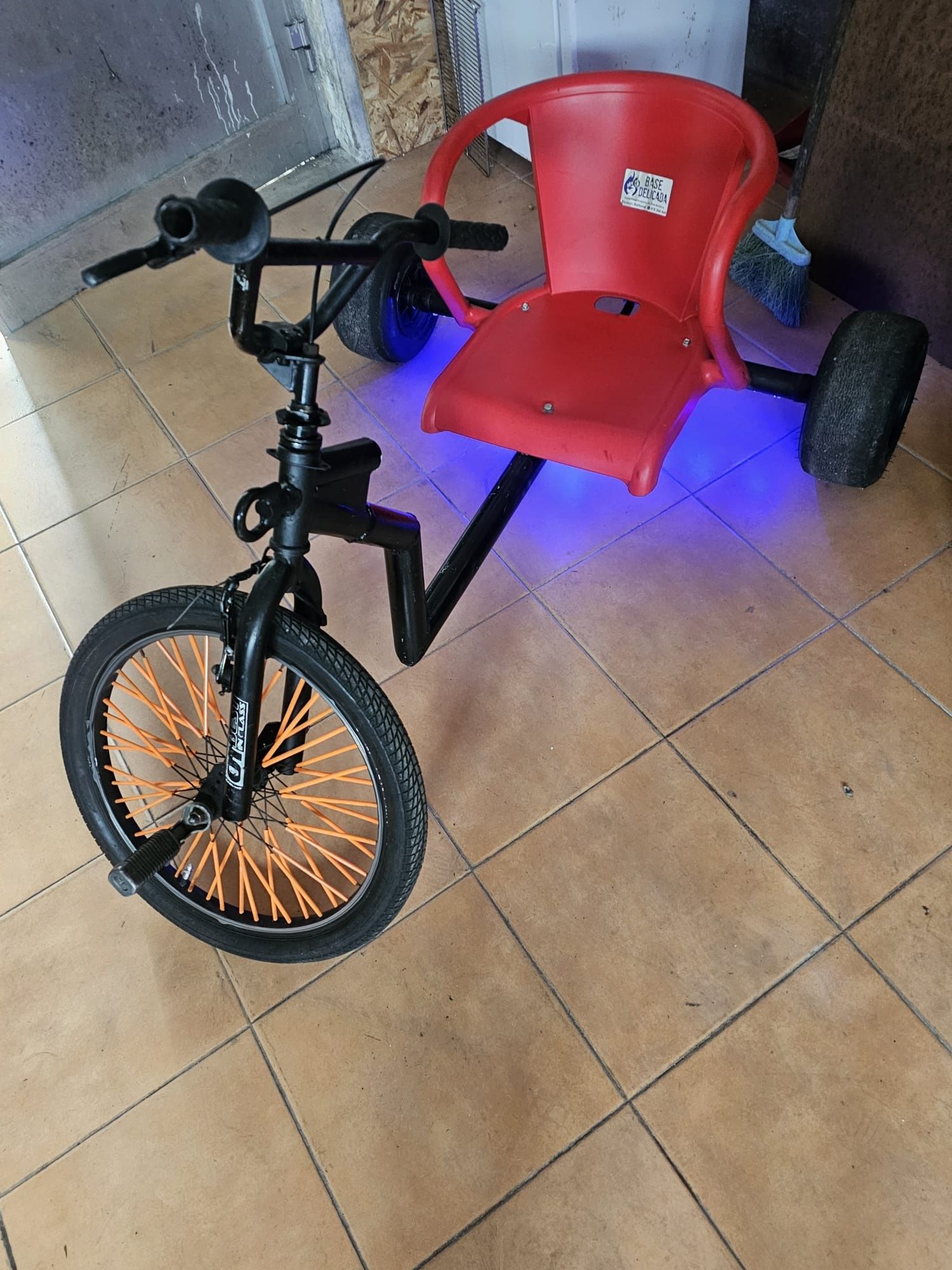 Vendo trike incrível