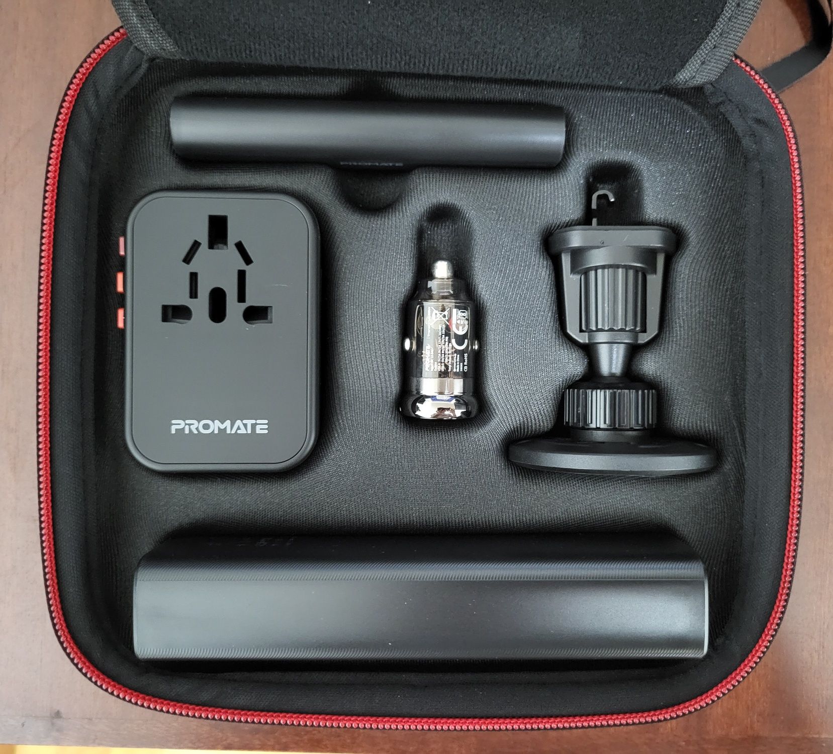 Kit de Viagem - Powerbank e muito mais!