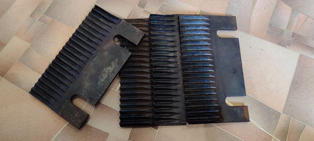 Ножі для корморізки, бурякорізки.