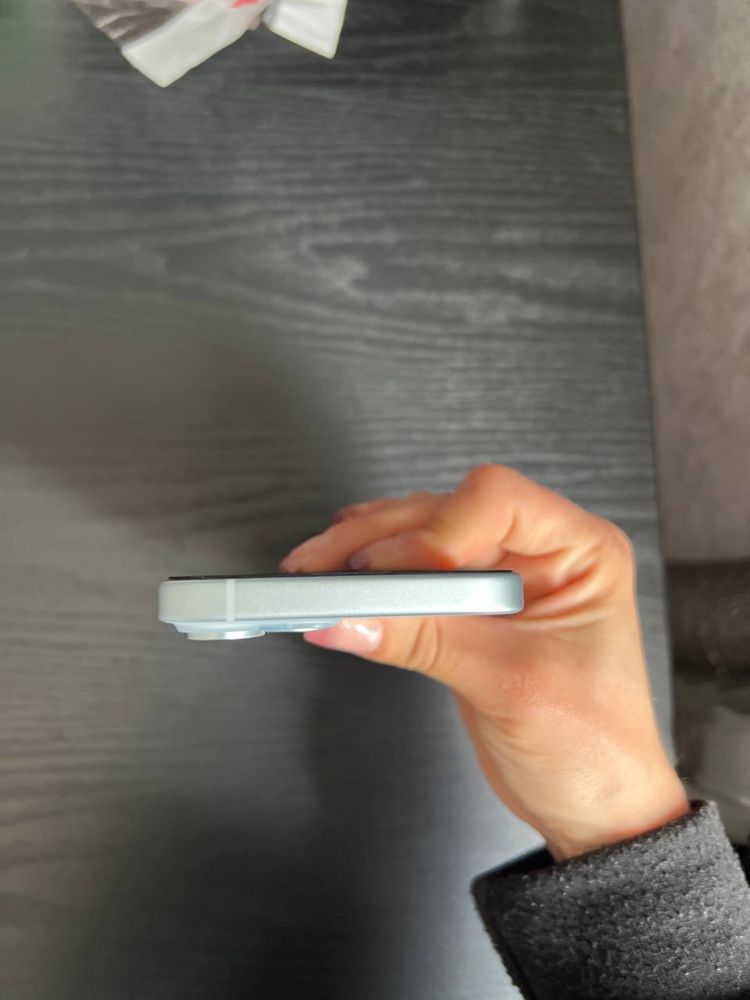 Iphone 15/128 100% акб, 44 циклів заряду
