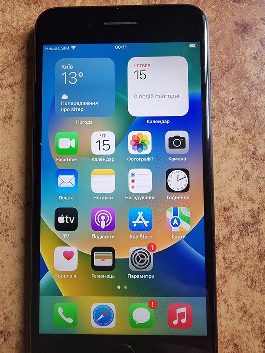 Продам IPhone 8+(plus)