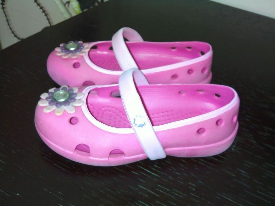 Crocs para menina