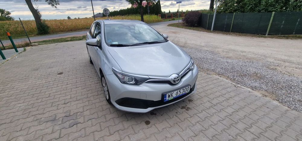 Toyota Auris Toyota Auris '15 (Lift) | 1.6 VVT-i Active | W rodzinie od nowości