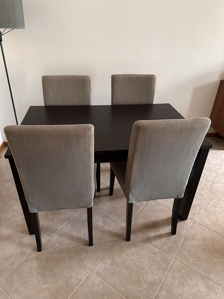 Conjunto mesa e cadeiras Ikea Laneberg