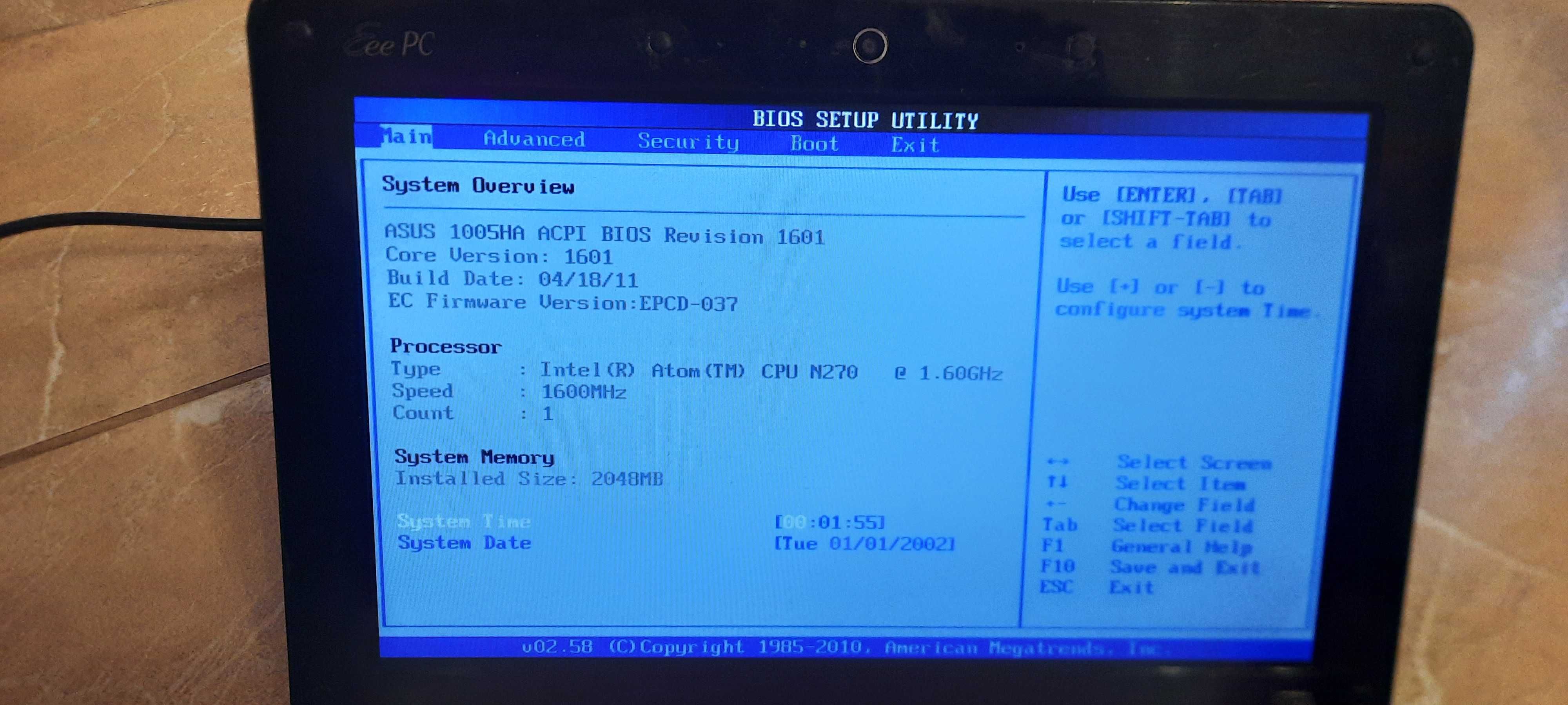 ASUS Eee PC 1005HA 10.1" ,робочий.