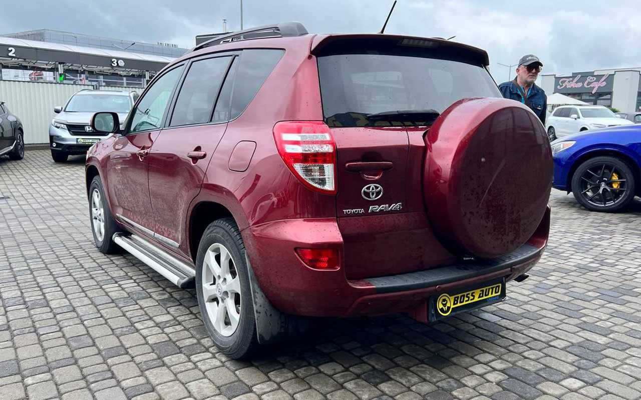 Toyota RAV4 2010