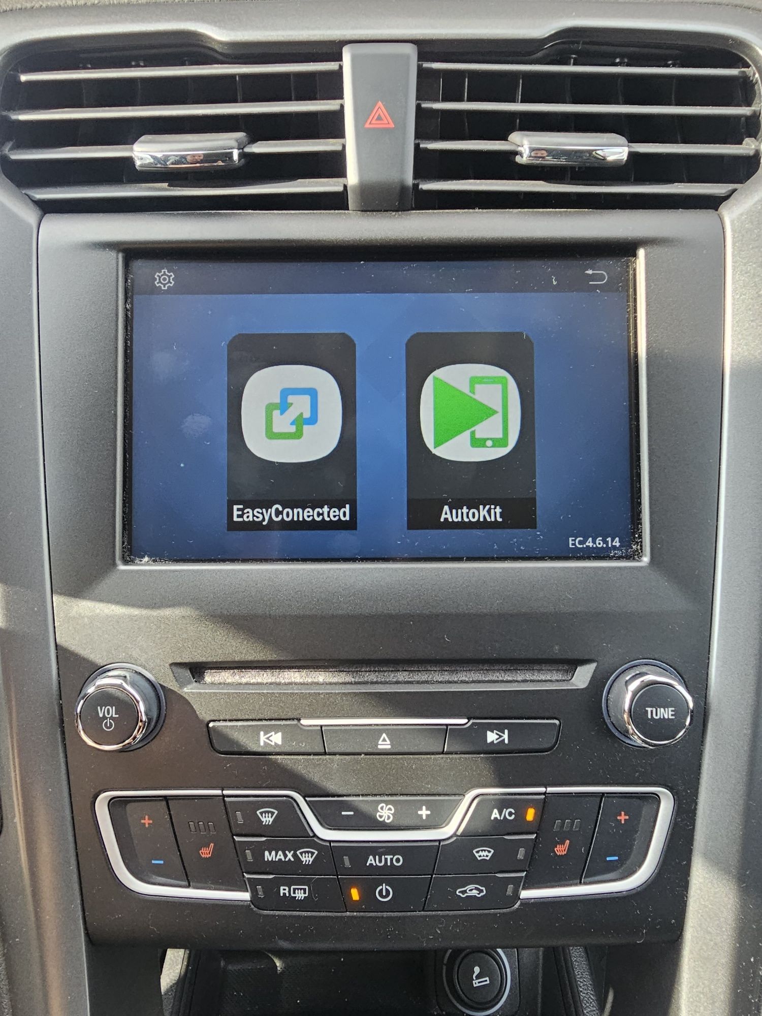 Ford Mirrorlink Sync2. AndroidAuto, AppleCarPlay, Polski Lektor.