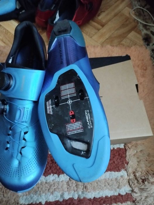 Buty kolarskie szosowe, najwyższy model.