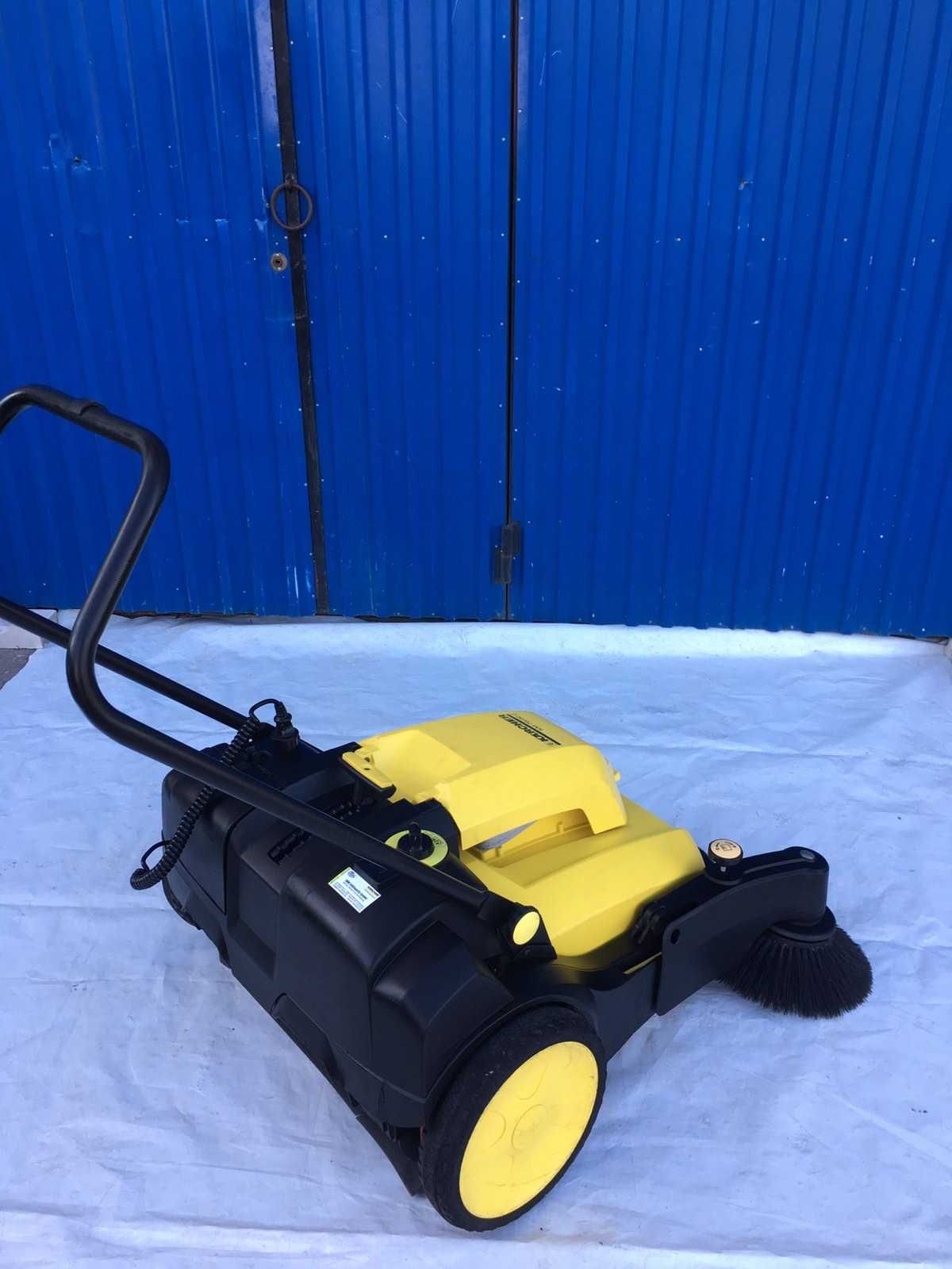 Подметальная машина Karcher KM 70/30 підмітальна керхер