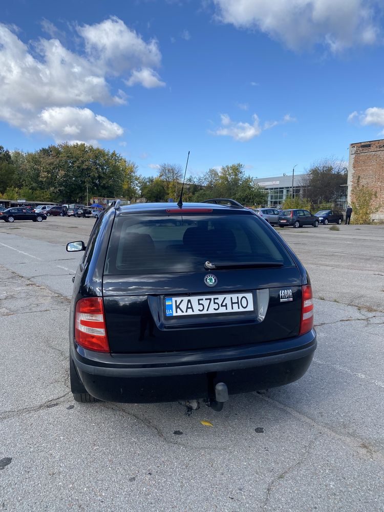 Skoda Fabia 1.4 бензин