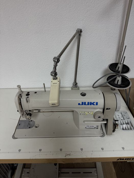 Продам промислову швейну машину Juki з сервомотором