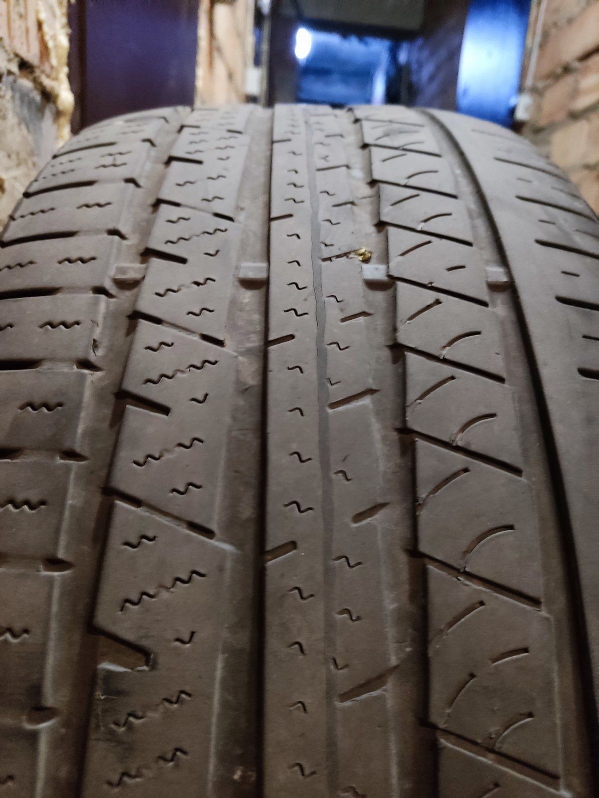 Шина всесезонна Continental 255/60 R18 2023
