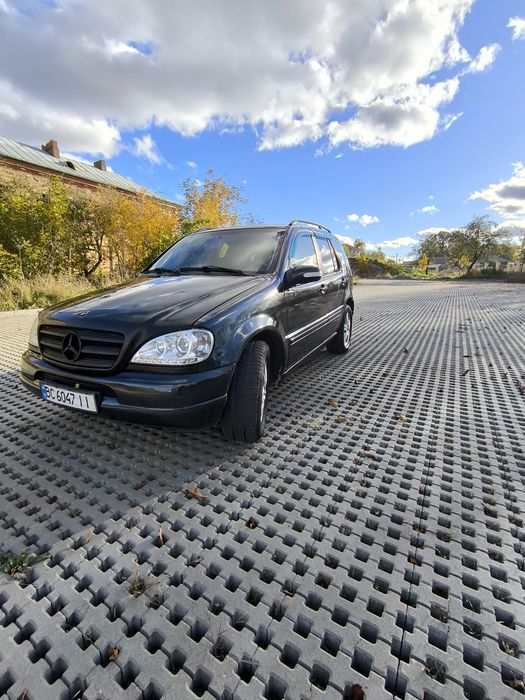 Мерседес МЛ 320 ГАЗ/БЕНЗ