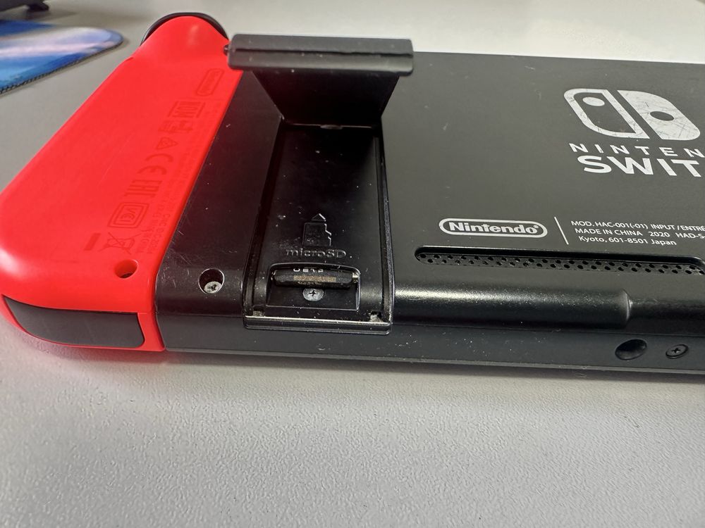 Nintendo Switch V2+4 gry