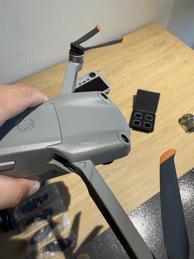 Дрон Dji Mavic Air 2s fly more combo (пульт RC)