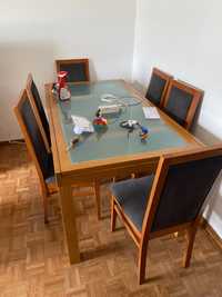 Mesa de jantar extensível com 6 cadeiras