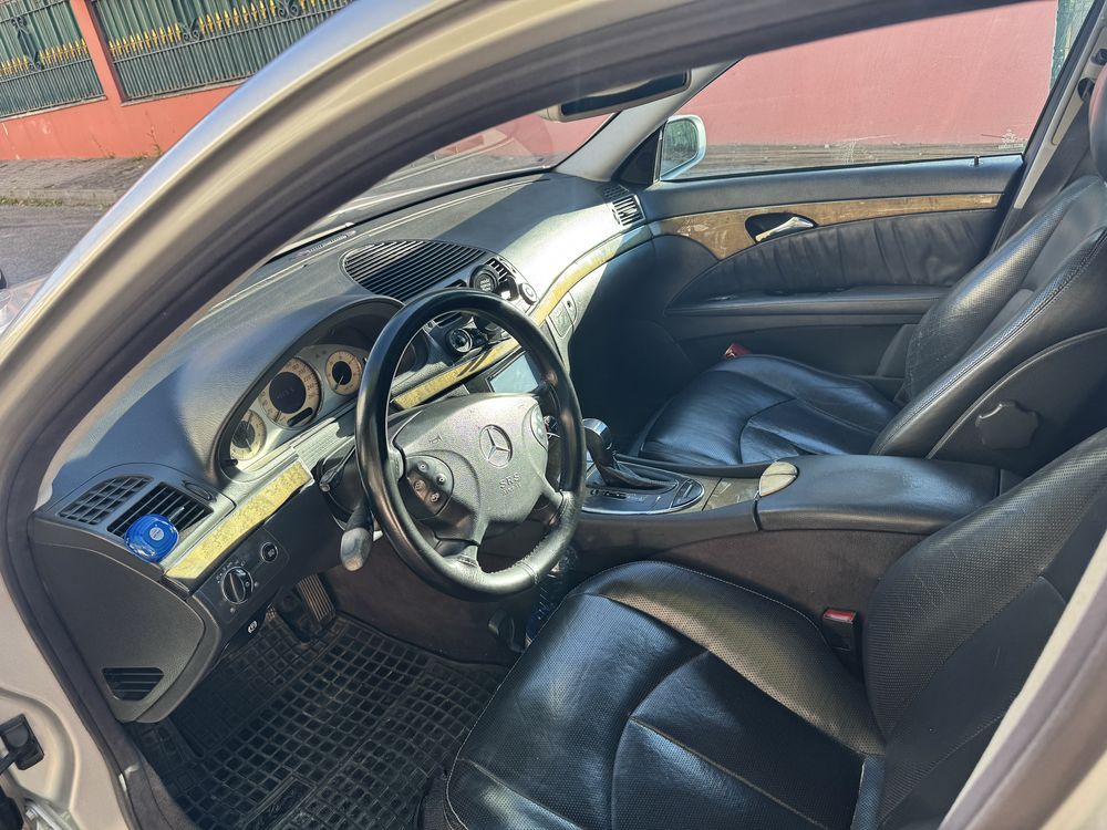 Mercedes-benz E270 avantgarde