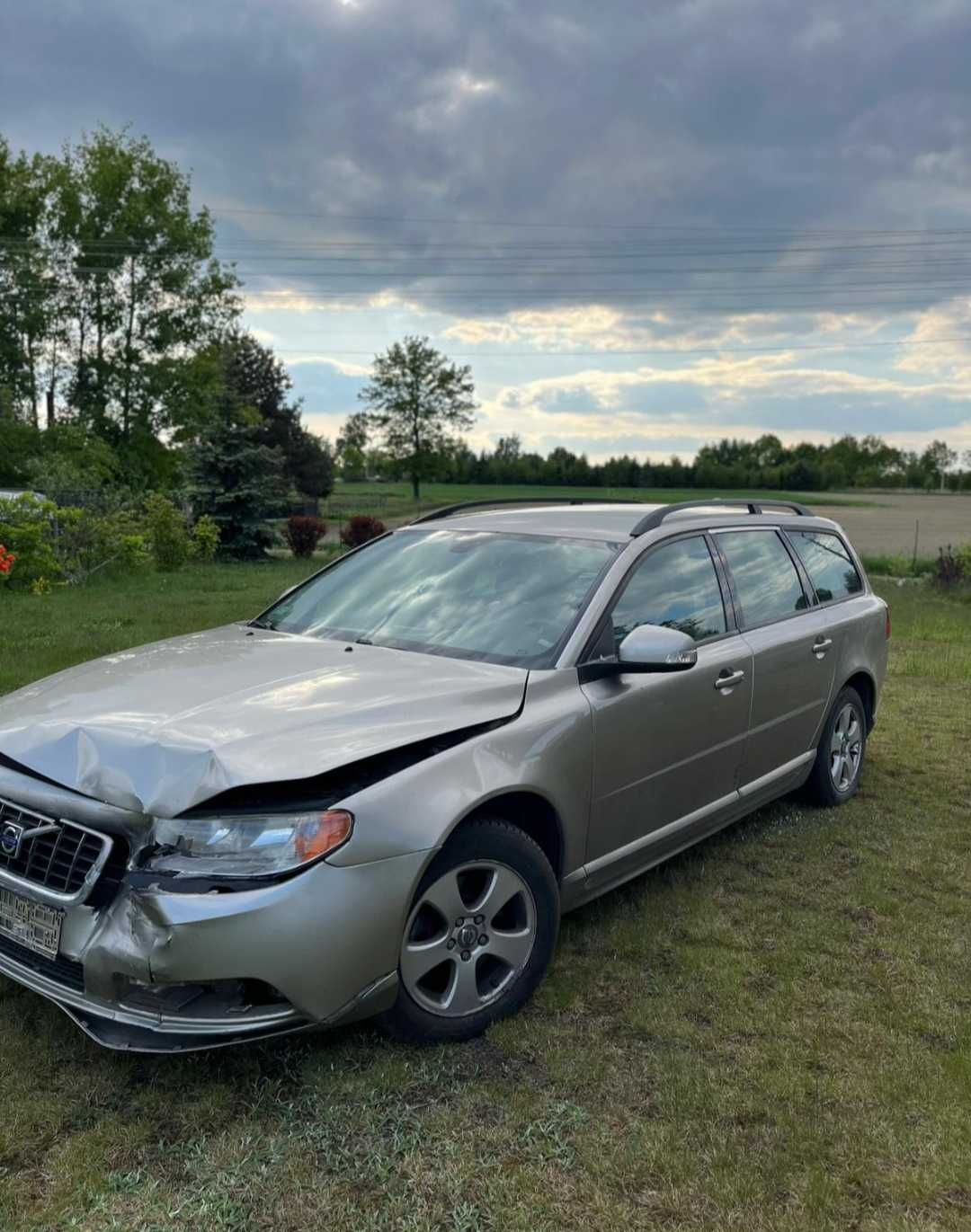 Volvo V70 uszkodzony