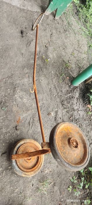 Тачка для перевезення битонів