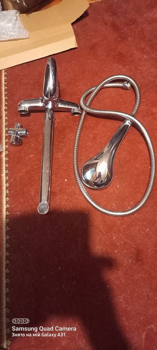 Змішувач у ванную