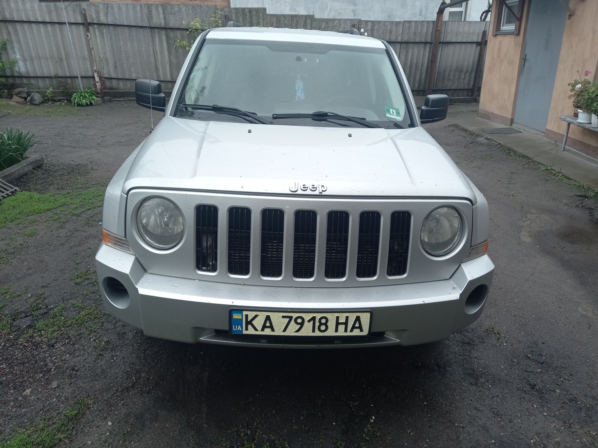 Продам JEEP Патріота 4 * 4