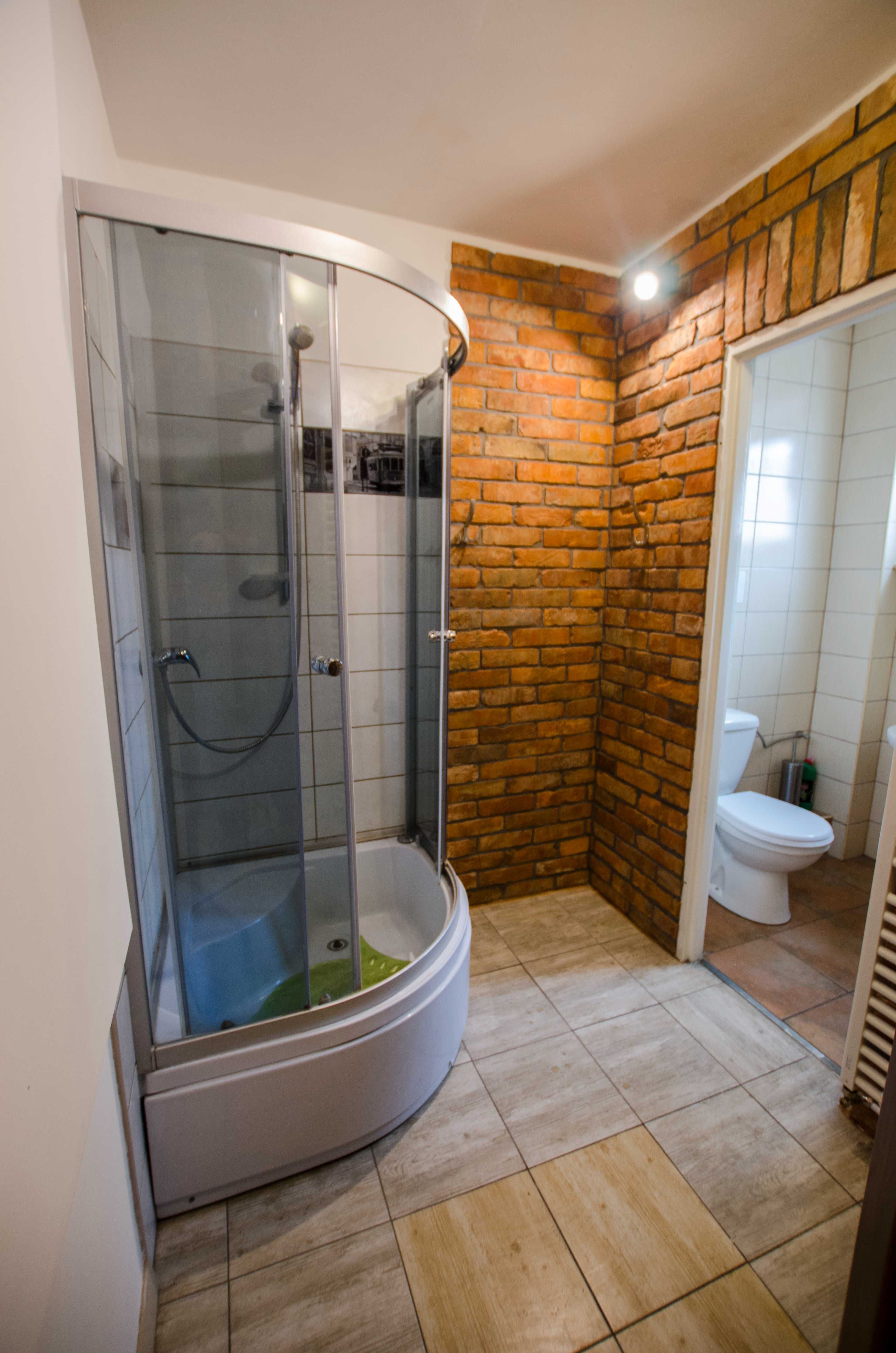 Tanie noclegi, WOLNE POKOJE, TV Wi-Fi, Parking, Hostel, Kwatery