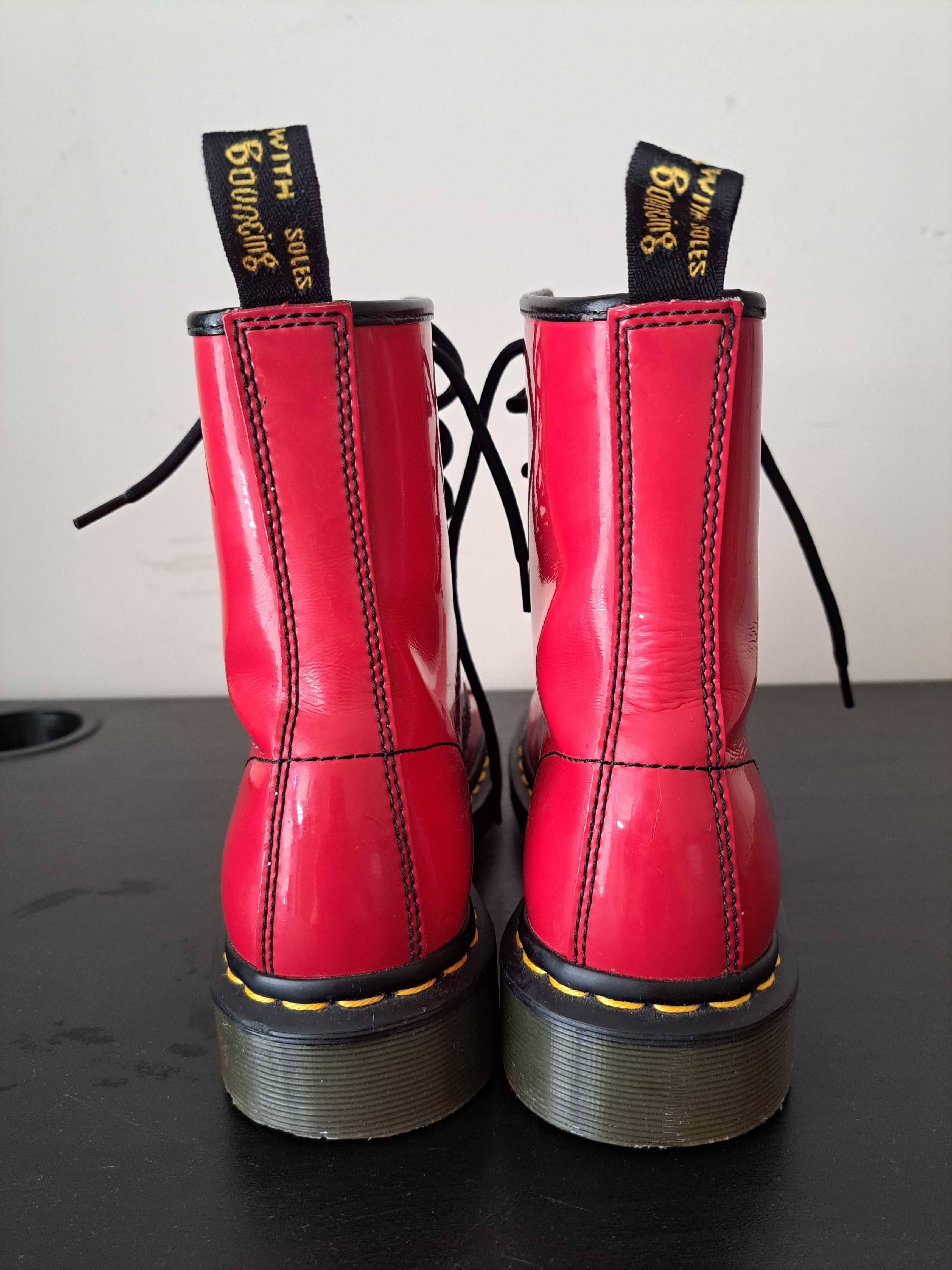 Buty Dr. Martens damskie 1460W czerwone r. 38